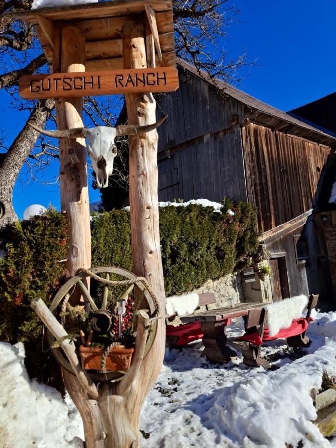 Kamp Erlebnisbauernhof Gutschi Ranch 아파트 외부 사진