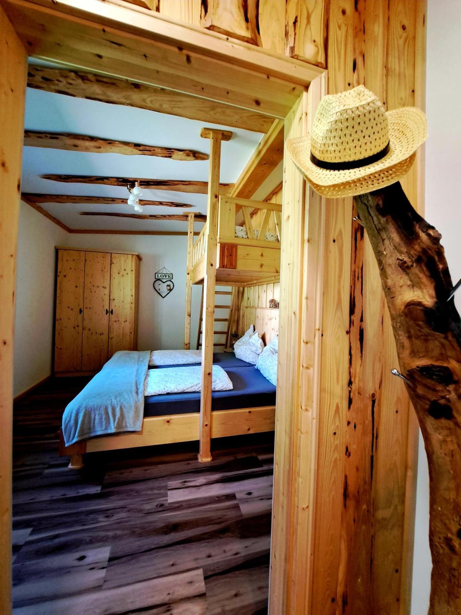 Erlebnisbauernhof Gutschi Ranch Kamp 객실 사진